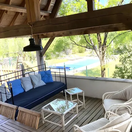 La Maison Des Trois Lacs Grezes (Lot)